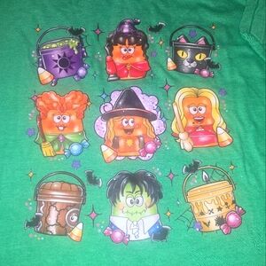 Large mens or women chicken nugget Halloween green tshirt